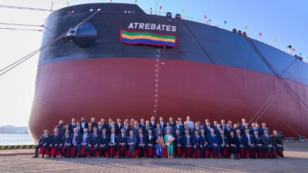 智财资本 “山东造”首艘氨预留超大型原油船命名，比合同期提前7个月交付